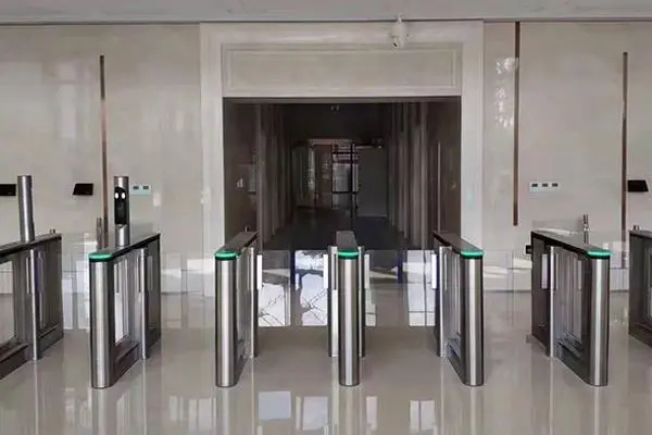 门禁考勤、停车场道闸、通道闸、一卡通、楼宇对讲、停车系统